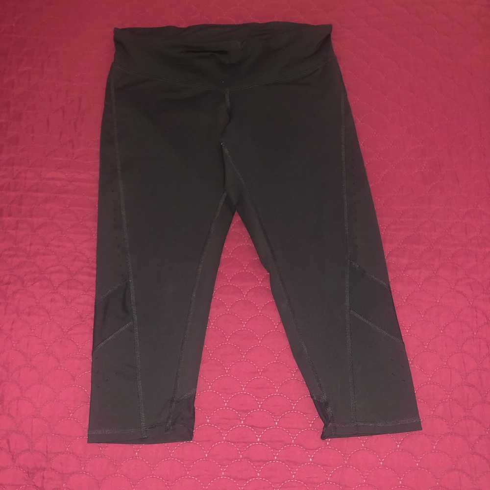Capri Leggings!!